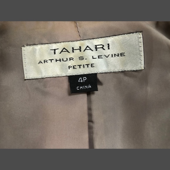 Tahari Linen Blend Lined Blazer - Picture 4 of 4